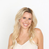 Headshot of Henderson Reiki practitioner Alison Papazois